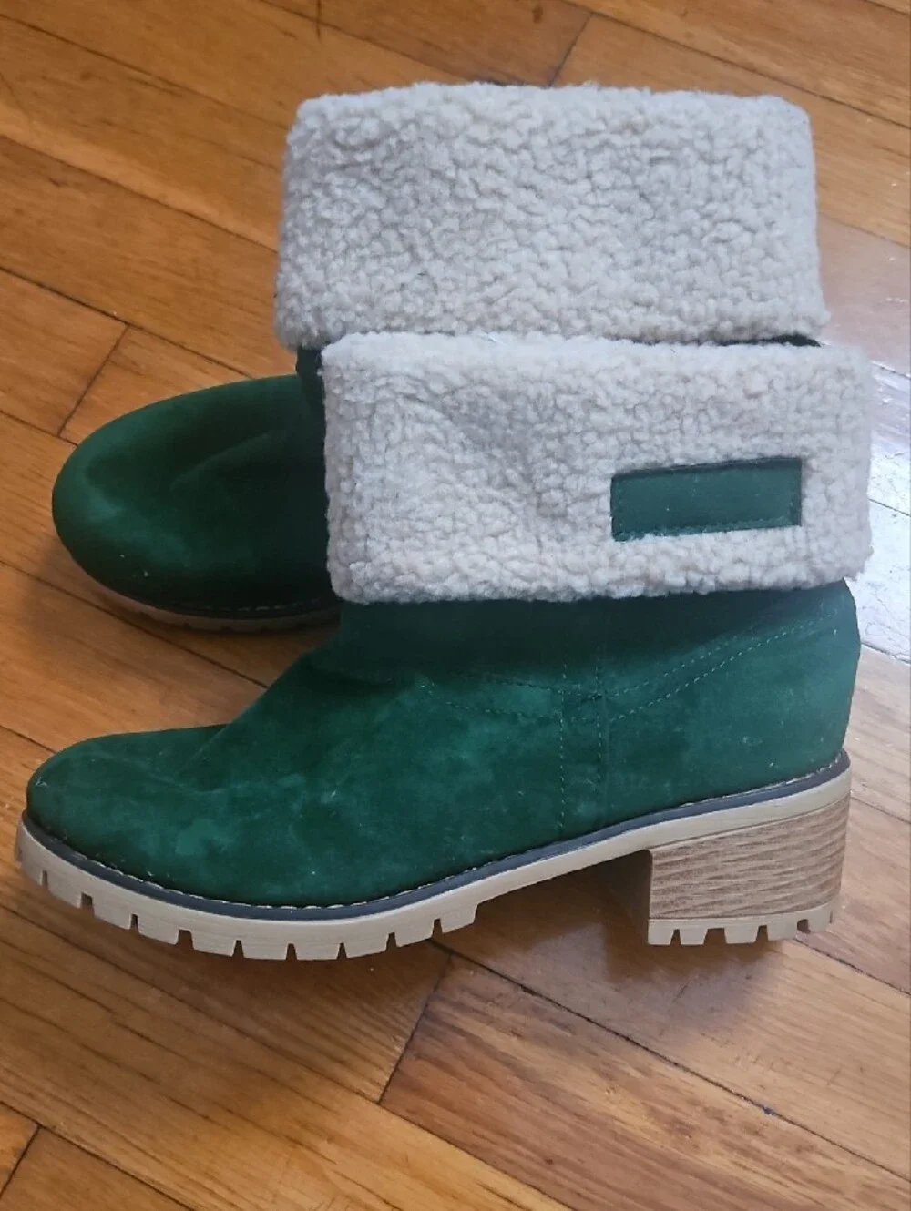 Women's Green Shearling-Lined Winter Ankle Boots